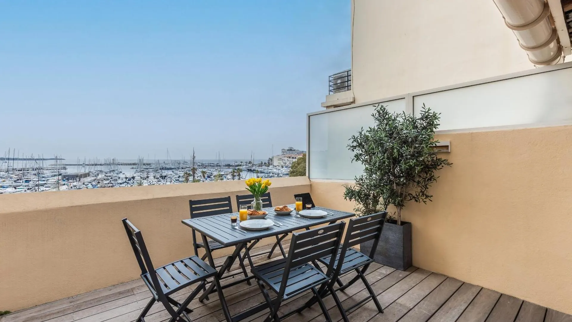 A3B047 Triplex Moderne Terrasse Vue Mer Cannes 0*,  Francie