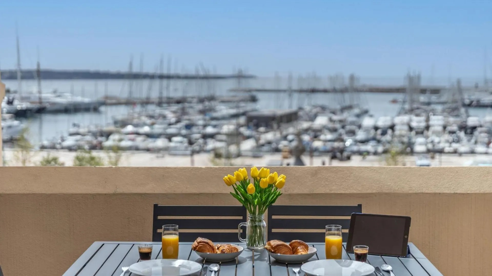 A3B047 Triplex Moderne Terrasse Vue Mer 戛纳 公寓
